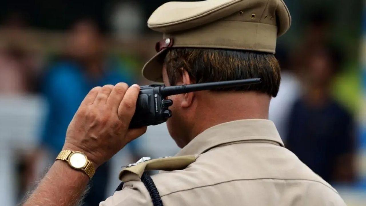 Police bust counterfeit engine oil manufacturing, packaging unit in Delhi